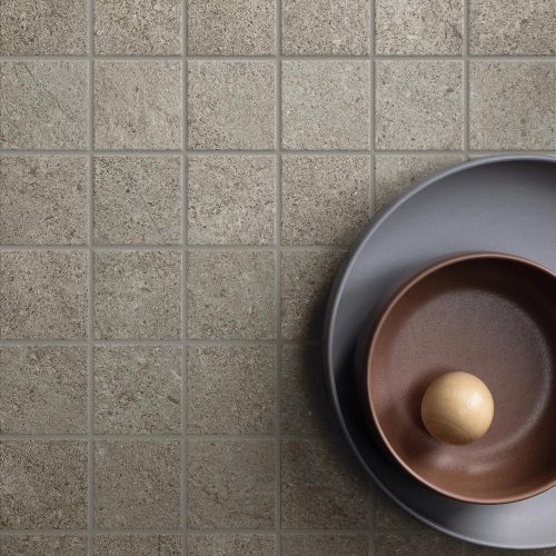 Mosaique-grise-30x30-esprit-pierre-naturelle-de-qualite-Contempura-Grey-carrelage-colore-dans-la-masse-proche-de-Mauguio-34